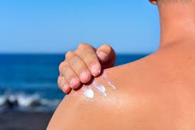 Creme solari: come scegliere la più adatta a te